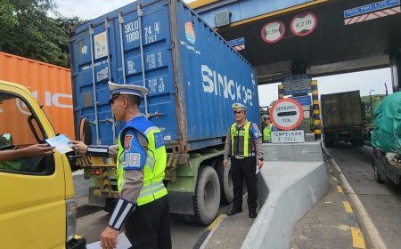 Ditlantas Polda Jatim Lakukan Penertiban Lajur Tol Demi Keselamatan Berkendara