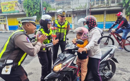 Hari ke-10 Operasi Keselamatan Semeru, Polres Lumajang Berikan Hadiah