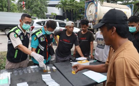 Polisi Gelar Tes Urine Sopir Bus dan Truk