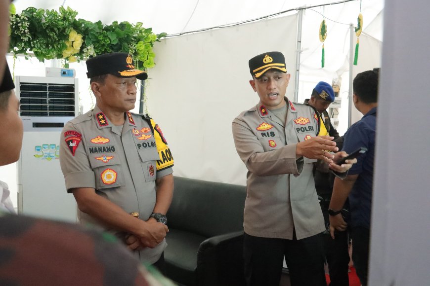 Cek Pengamanan Lebaran, Kapolda Jatim Tinjau Posyan Mojokerto