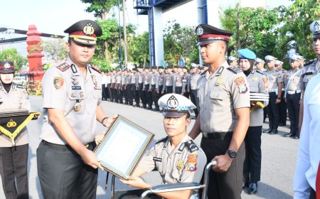 Bripda Sakti Terima Penghargaan Usai Insiden Viral Hentikan Bus Langgar Jalur   