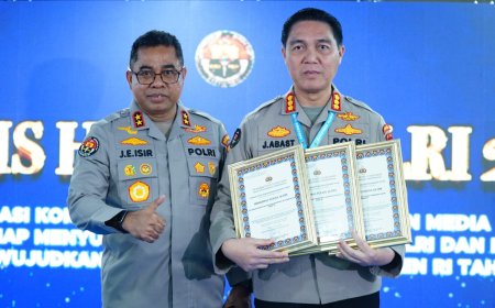 Raih 3 Penghargaan, Bidhumas Polda Jatim Makin Berprestasi