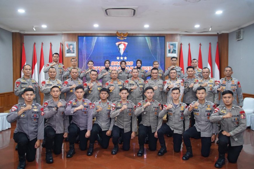 Timnas Indoor Skydiving Indonesia Diperkuat 21 Personel Brimob di Prancis 2026