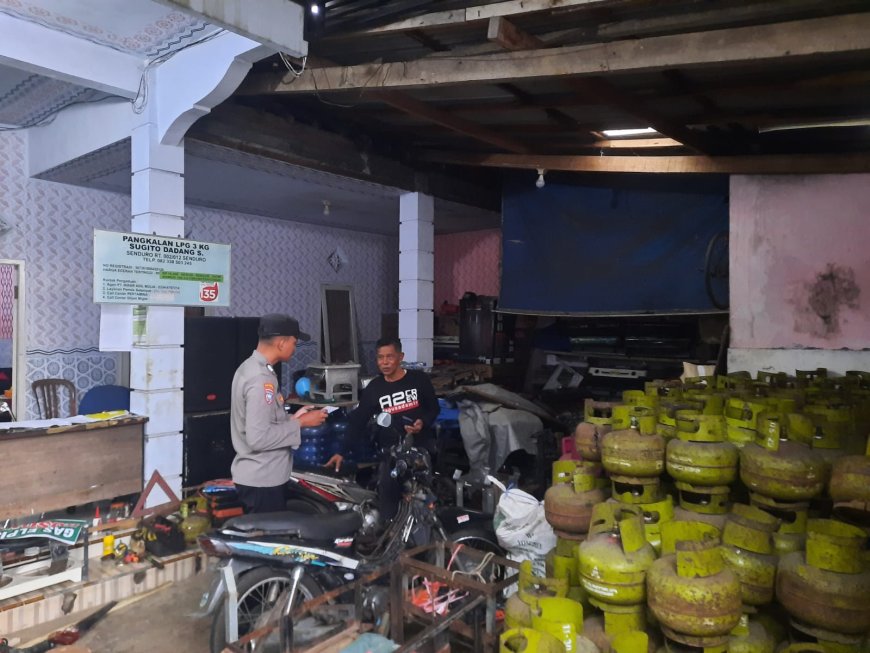 Polres Lumajang Intensifkan Pengecekan LPG 3 Kg, Pastikan Distribusi Tepat Sasaran