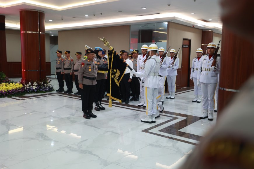 Jelang Hari Bhayangkara ke - 80 Polda Jatim Gelar Upacara Pemuliaan Nilai Luhur Tribrata